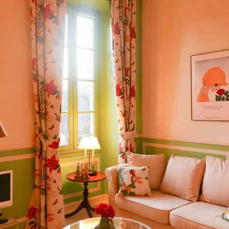 Chateau Des Gipieres Bij De Mont Ventoux شقة مونتبرو - ليس بينز