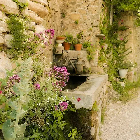 Chateau Des Gipieres Bij De Mont Ventoux شقة